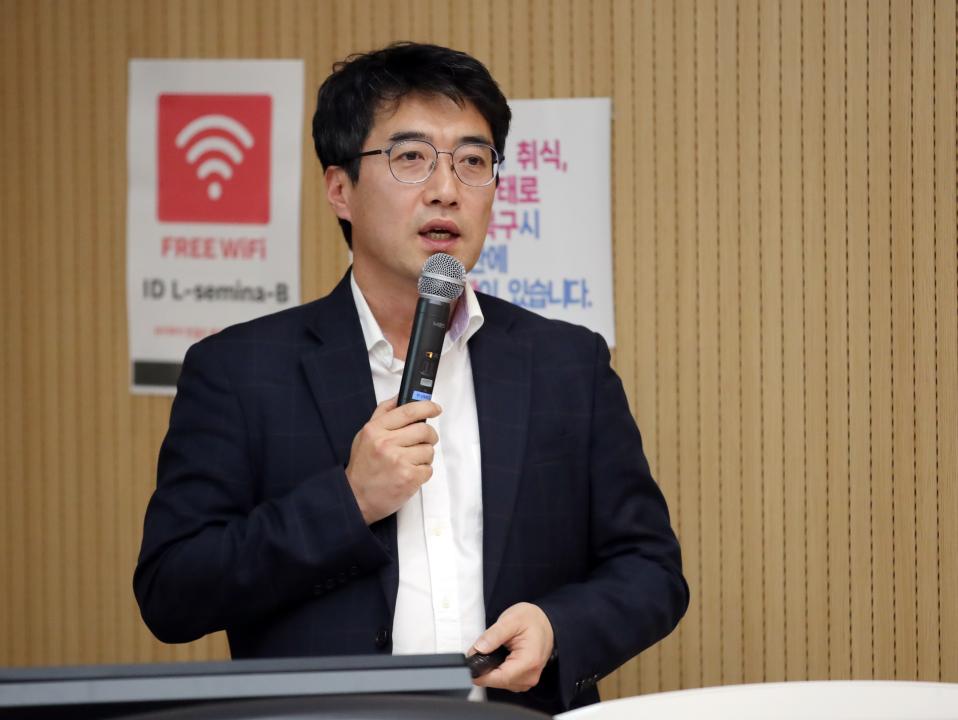 '박정수 의원 충청남도 프로야구장 건립 방안 모색 의정토론회' 게시글의 사진(19) '251103_충청남도 프로야구장 건립 방안 모색_18.jpg'