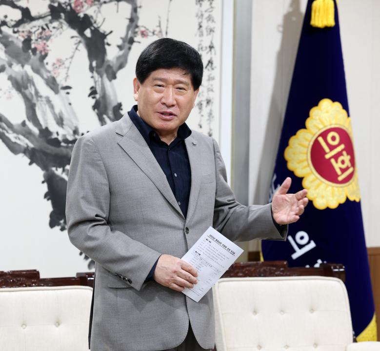 '제8대 도의원 초청 간담회' 게시글의 사진(15) '0422_제8대 의원 초청 간담회15.jpg'