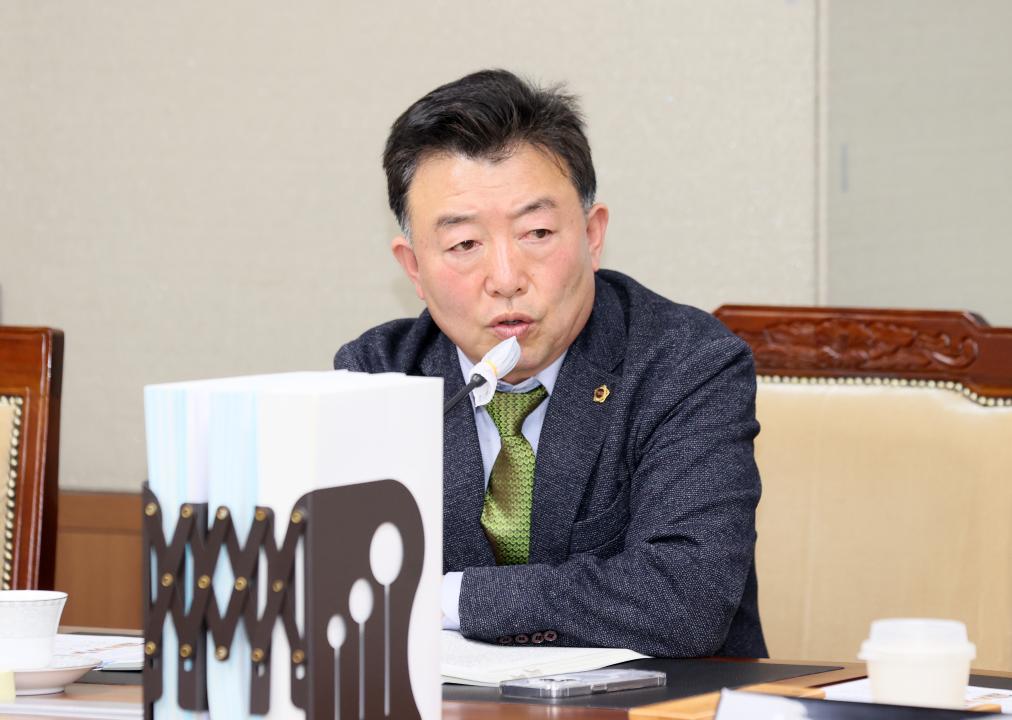 '제363회 임시회 제2차 농수산해양위원회' 게시글의 사진(27) '260122_제363회 임시회 제2차 농수산해양위원회_45.JPG'