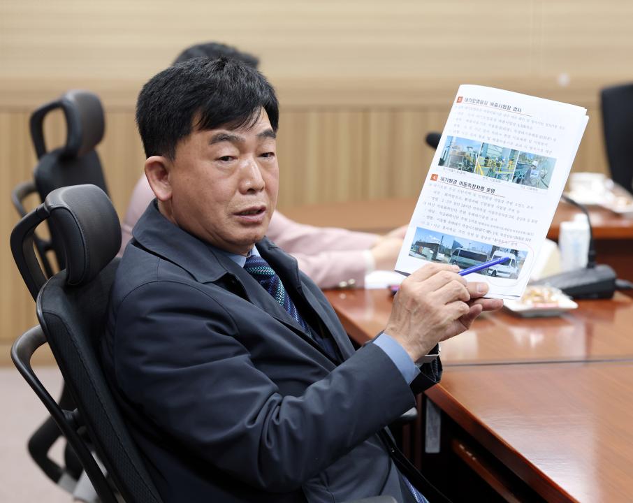 '제358회 임시회 보건복지환경위원회 현장방문' 게시글의 사진(29) '0415_보건환경연구원 현장방문30.jpg'