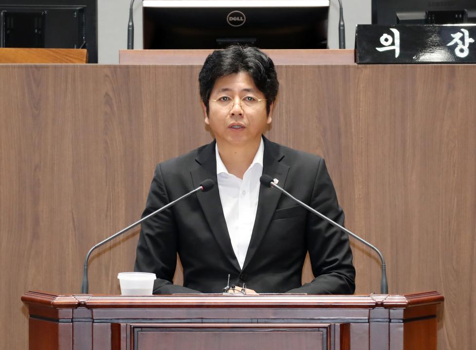 제347회 임시회 3차 본회의 이용국 의원 도정질문