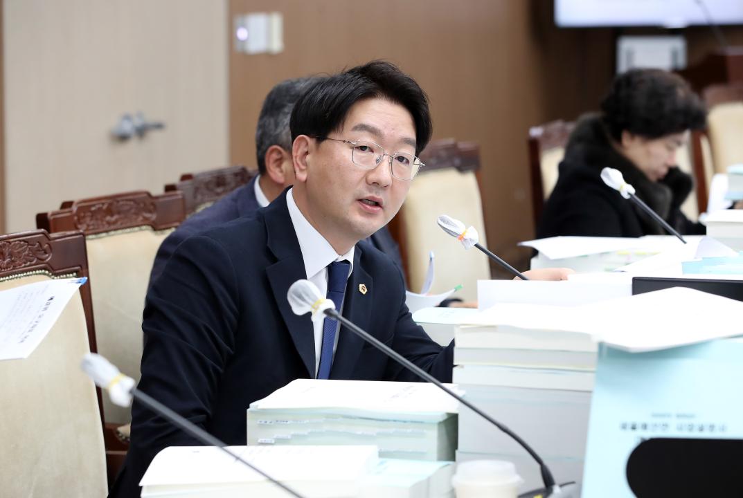 '제362회 정례회 제1차 예산결산특별위원회' 게시글의 사진(27) '1208_제362회 정례회 재1차 예산결산특별위원회_26.jpg'