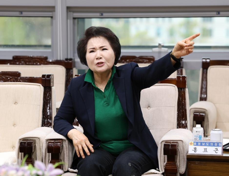 '제8대 도의원 초청 간담회' 게시글의 사진(26) '0422_제8대 의원 초청 간담회26.jpg'