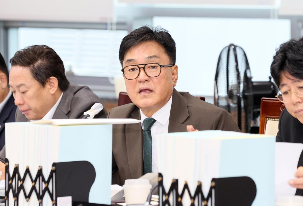 '제361회 임시회 제1차 예산결산특별위원회' 게시글의 사진(18) '250908_제361회 임시회 예결특위_18.JPG'