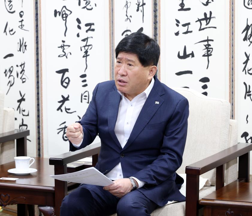 '충청남도자원봉사센터 센터장 및 일행 접견' 게시글의 사진(16) '0410_충남자원봉사협회 접견16.jpg'