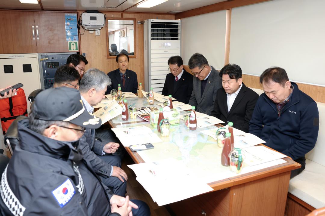 '제358회 임시회 건설소방위원회 현장방문' 게시글의 사진(21) '0414_당진소방서 소방정대 방문25.jpg'