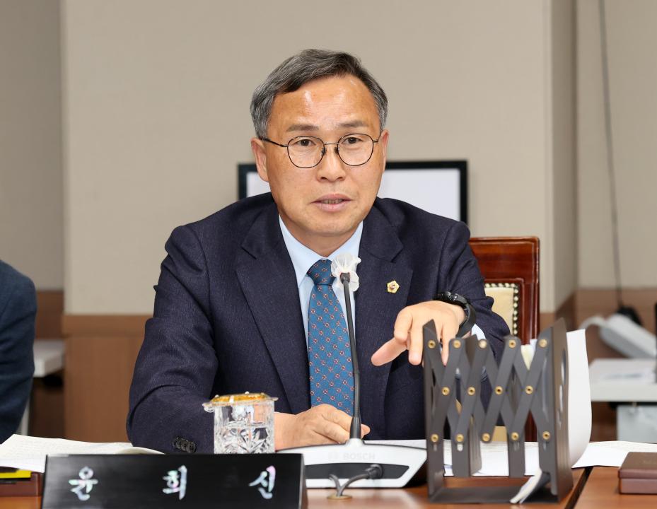 '제358회 임시회 제1차 건설소방위원회' 게시글의 사진(43) '250411_제358회 임시회 제1차 건설소방위원회_61.JPG'