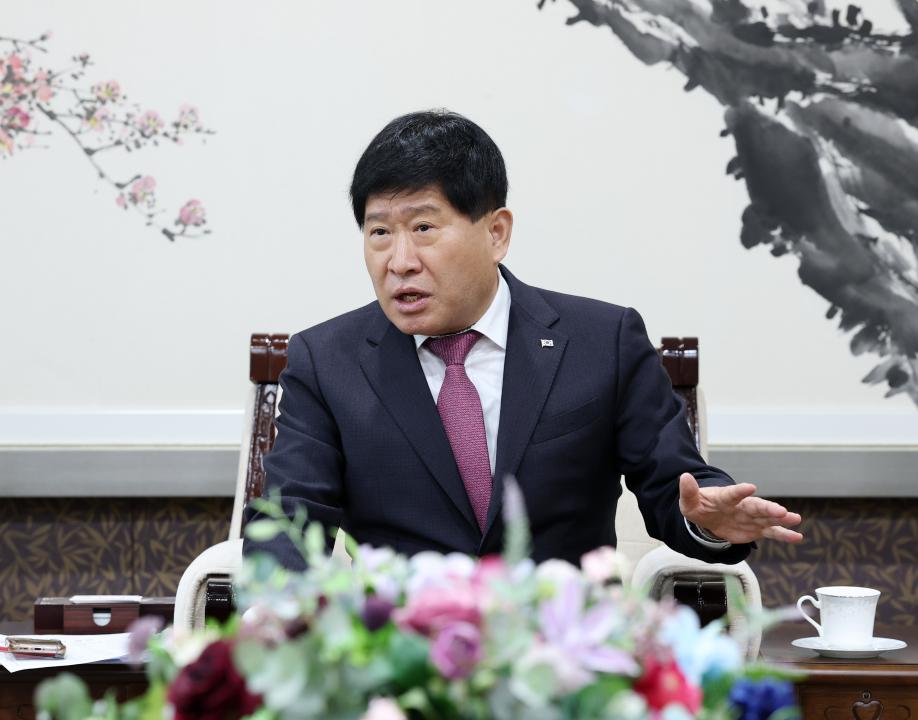 '충남가정어린이집연합회 회원 일행 접견' 게시글의 사진(19) '0319_충남가정어린이집 간담회23.jpg'