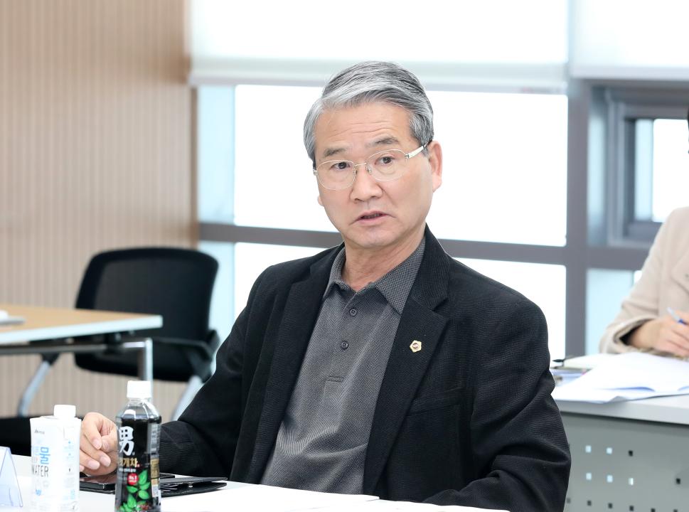 '행정문화위원회 충청남도 인권 기본 조례 관련 간담회' 게시글의 사진(19) '250311_충청남도 인권 기본 조례 관련 간담회_24.JPG'