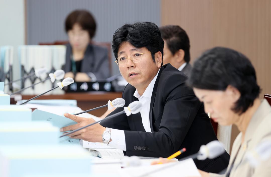 '제361회 임시회 제1차 예산결산특별위원회' 게시글의 사진(40) '250908_제361회 임시회 예결특위_42.JPG'