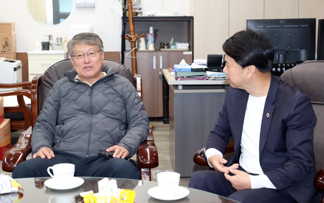 '제주특별자치도의회 교육위원회 충남도의회 방문' 게시글의 사진(32) '1104_제주도의회 교육위원회 방문58.jpg'