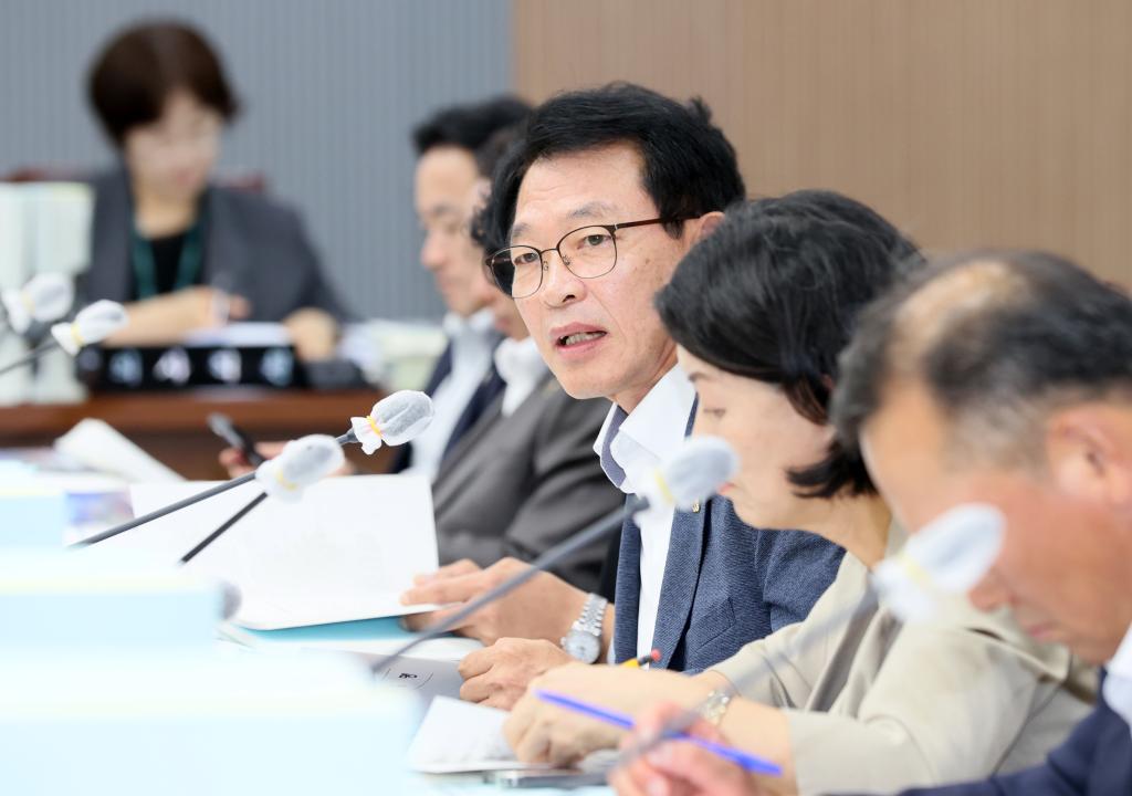 '제361회 임시회 제1차 예산결산특별위원회' 게시글의 사진(32) '250908_제361회 임시회 예결특위_32.JPG'