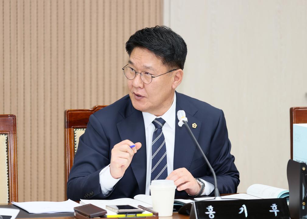 '제362회 정례회 제2차 의회운영위원회' 게시글의 사진(33) '251121_제2차 의회운영위원회_43.JPG'