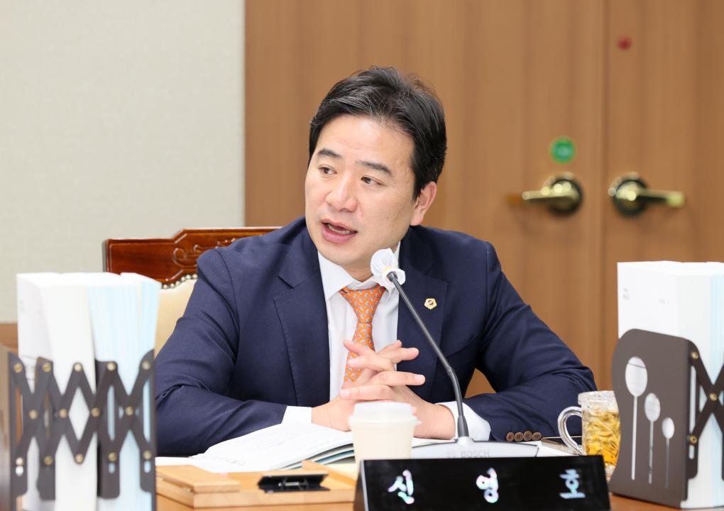 '제363회 임시회 제2차 농수산해양위원회' 게시글의 사진(51) '260122_제363회 임시회 제2차 농수산해양위원회_72.JPG'