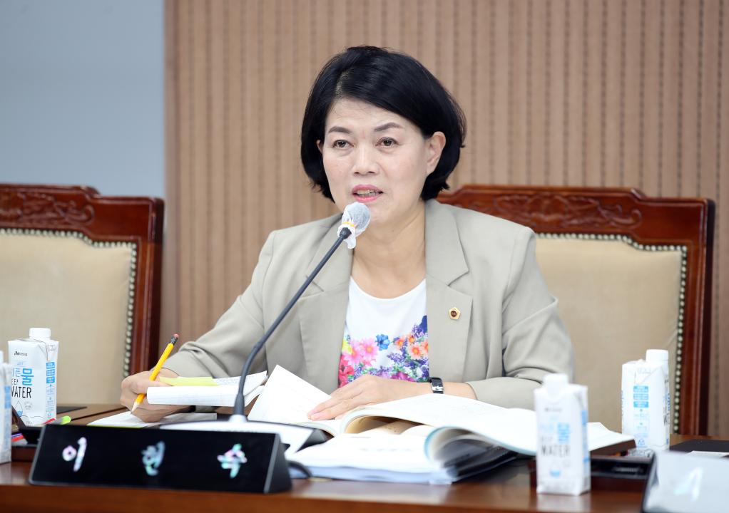 '제2차 문화관광재단 대표이사 후보자 인사청문특위' 게시글의 사진(21) '230621_제2차 문화관광재단 대표이사 인사청문특위_106.JPG'