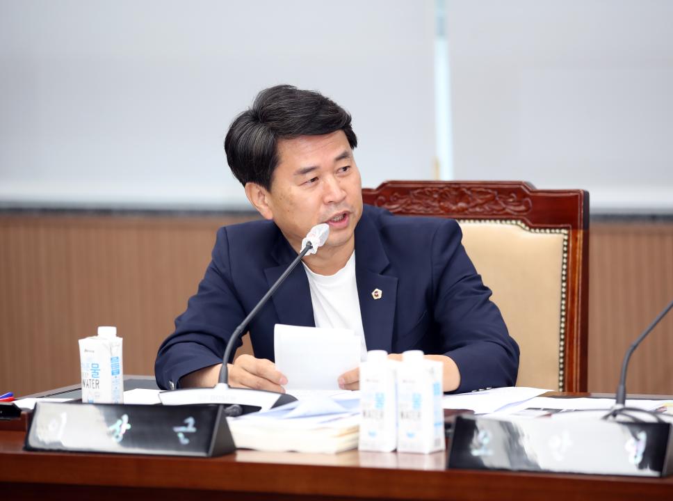 '제2차 문화관광재단 대표이사 후보자 인사청문특위' 게시글의 사진(55) '230621_제2차 문화관광재단 대표이사 인사청문특위_353.JPG'