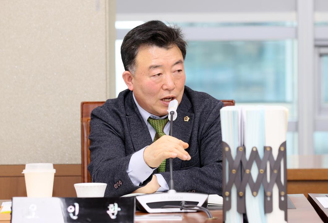 '제363회 임시회 제2차 농수산해양위원회' 게시글의 사진(29) '260122_제363회 임시회 제2차 농수산해양위원회_47.JPG'