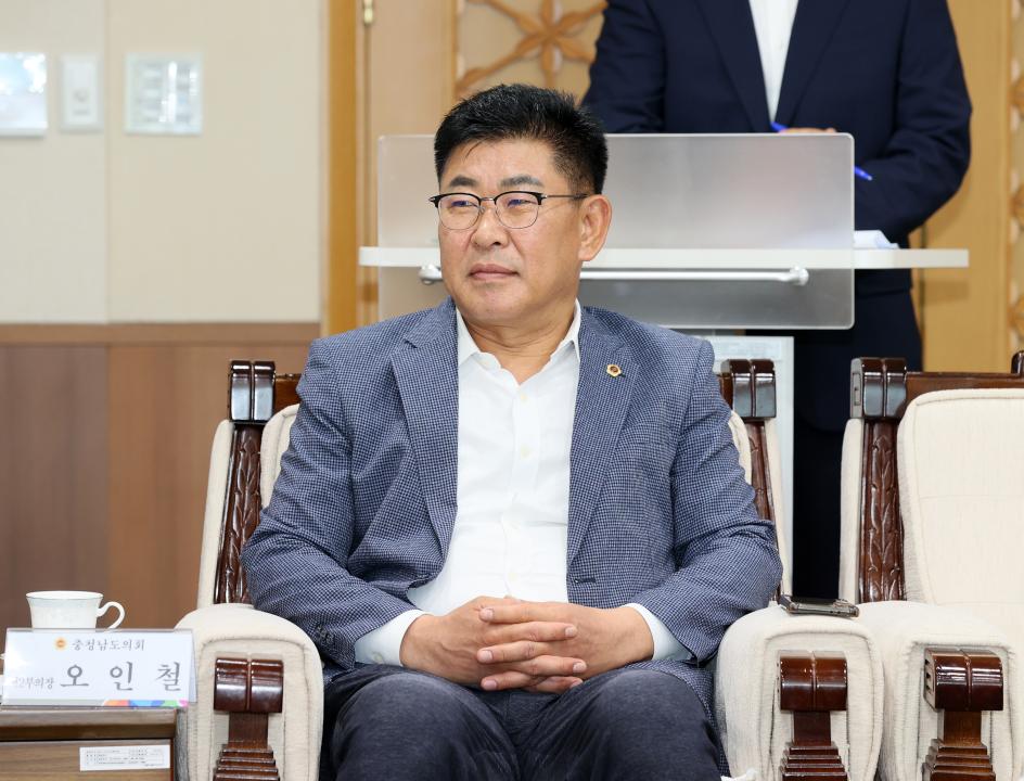 '충청남도의회-서울대 입법연구센터 자치입법권 강화 업무 협약식' 게시글의 사진(34) '250729_충청남도의회-서울대 입법연구센터 MOU_65.JPG'