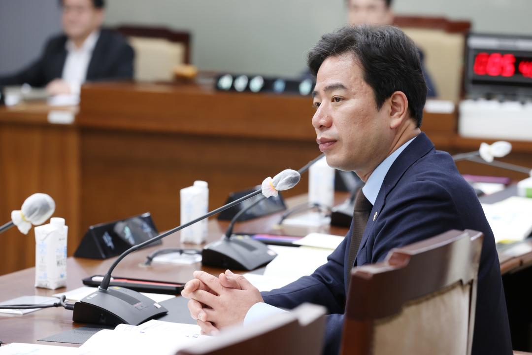 '충청남도 2045 탄소중립·녹색성장 실현을 위한 특별위원회' 게시글의 사진(14) '250214_충청남도 2045 탄소중립·녹색성장 실현을 위한 특별위원회(17).JPG'