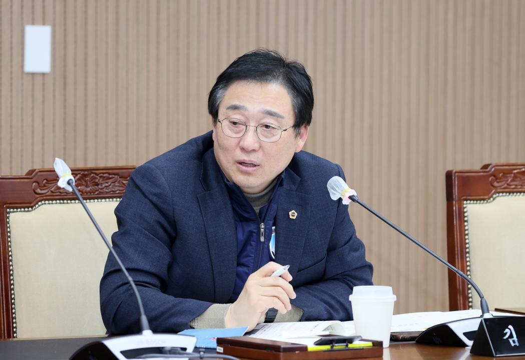 '제362회 정례회 제2차 의회운영위원회' 게시글의 사진(38) '251121_제2차 의회운영위원회_49.JPG'