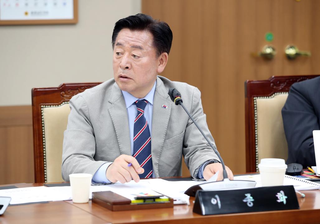 '제365회 임시회 제1차 기획경제위원회' 게시글의 사진(14) '260408_제365회 임시회 제1차 기획경제위원회_14.jpg'