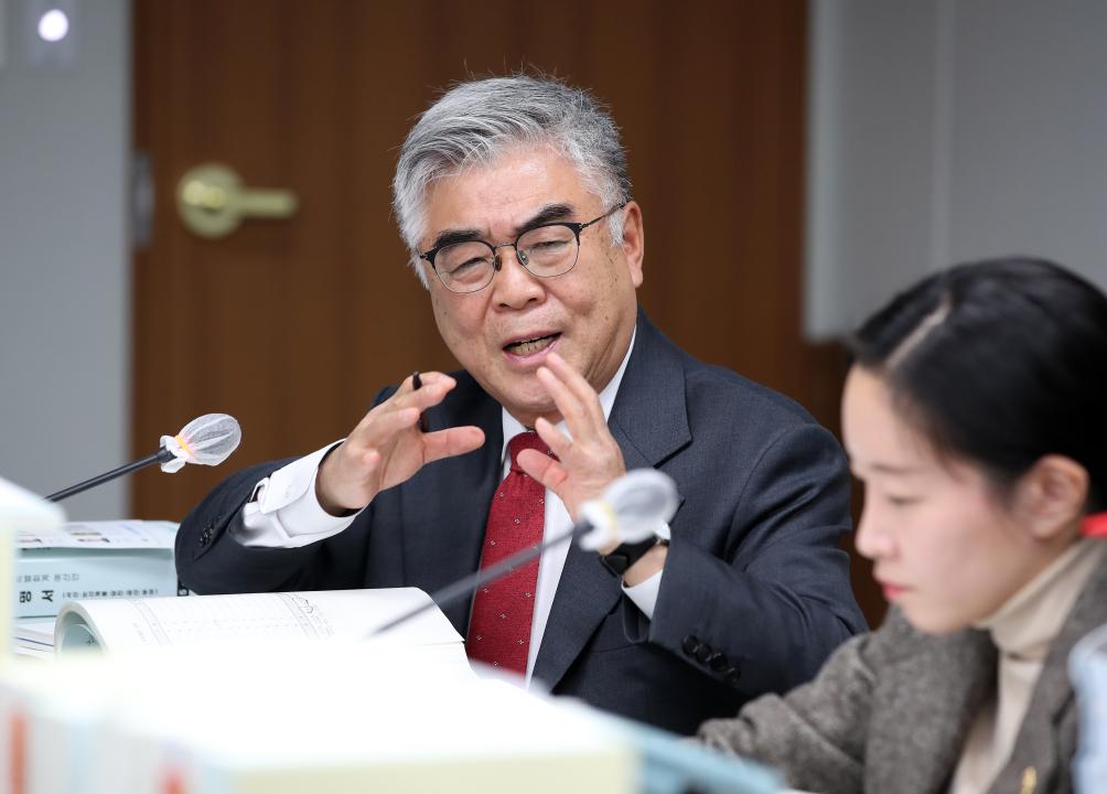 '제362회 정례회 제3차 교육위원회' 게시글의 사진(19) '1128_제362회 정례회 행정사무감사 교육위원회_19.jpg'