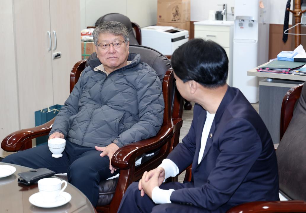 '제주특별자치도의회 교육위원회 충남도의회 방문' 게시글의 사진(33) '1104_제주도의회 교육위원회 방문59.jpg'