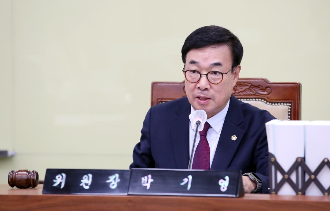 '제362회 정례회 제3차 행정문화위원회' 게시글의 사진(10) '1201_제362회 정례회 행정사무감사 행정문화위원회_6-3.jpg'