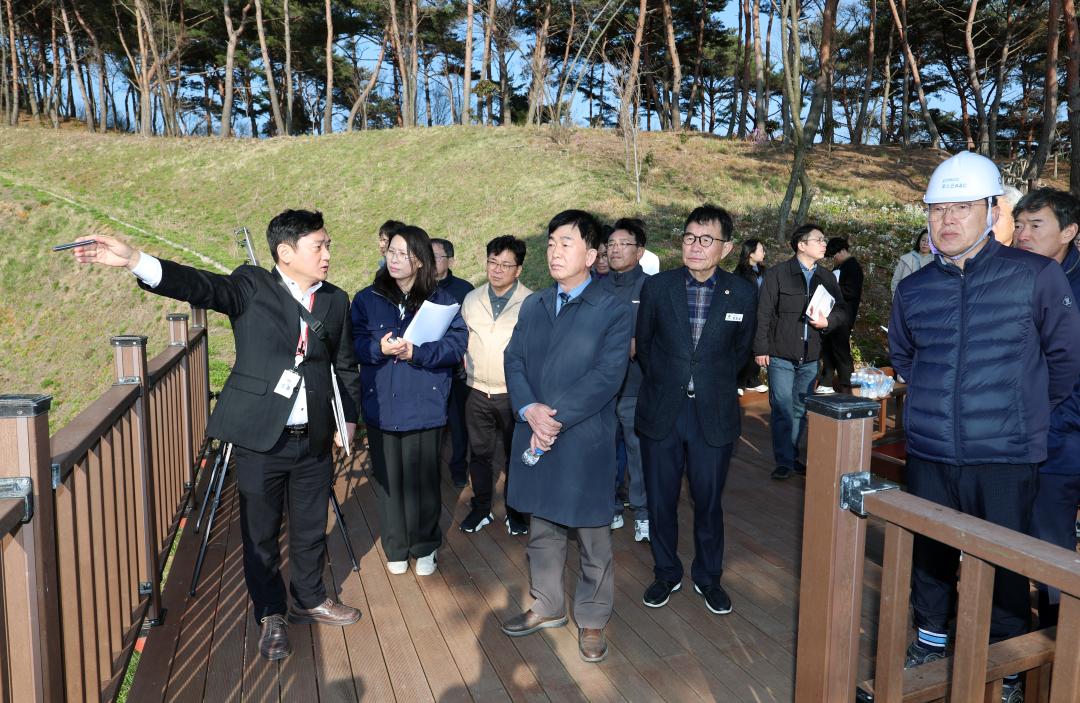 '제358회 임시회 보건복지환경위원회 현장방문' 게시글의 사진(185) '0415_안면도 수목원 현장방문50.jpg'