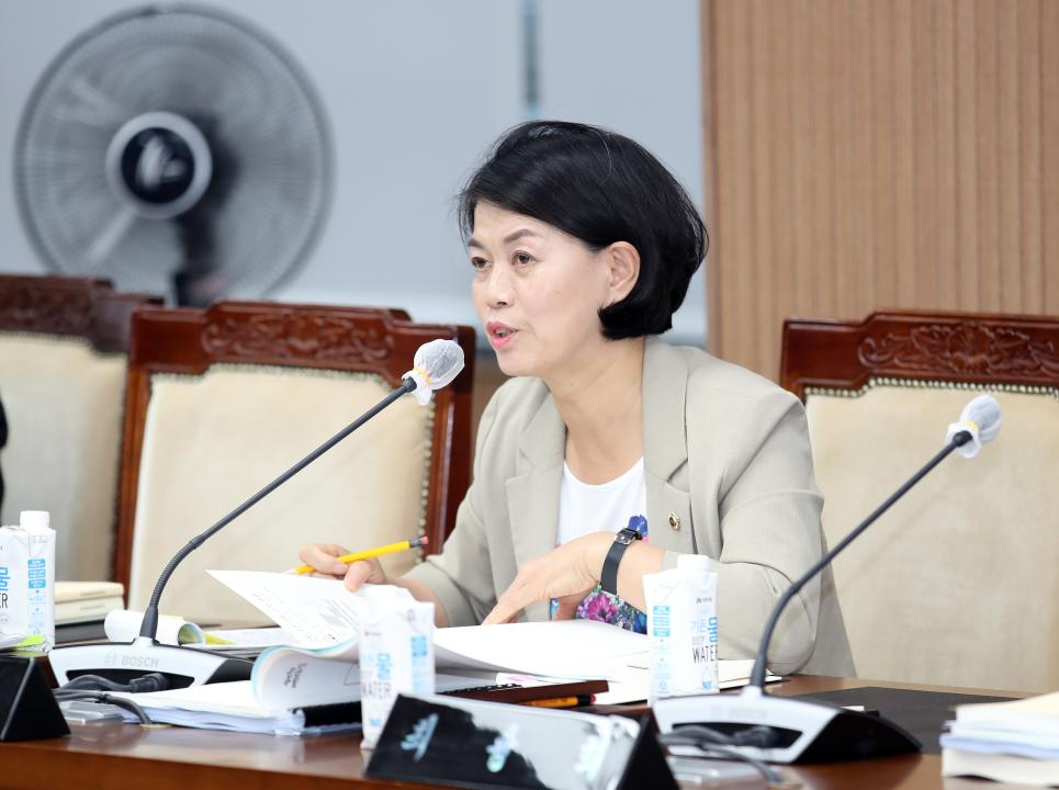'제2차 문화관광재단 대표이사 후보자 인사청문특위' 게시글의 사진(19) '230621_제2차 문화관광재단 대표이사 인사청문특위_94.JPG'