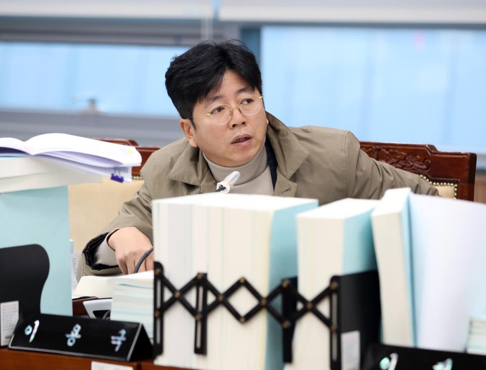 '제362회 정례회 제2차 예산결산특별위원회' 게시글의 사진(15) '1209_제2차 예결위_15.jpg'