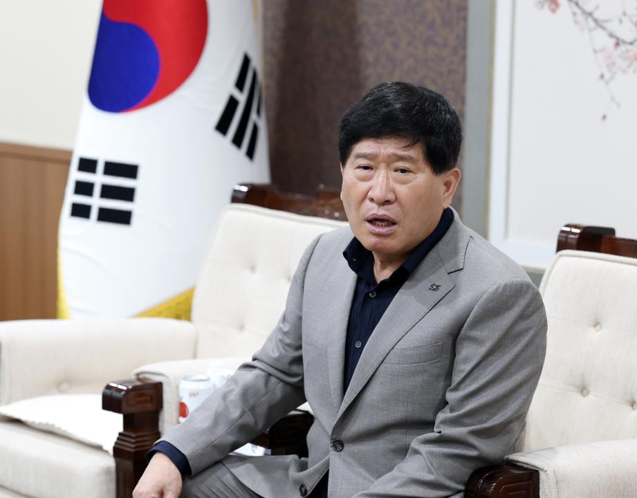 '제8대 도의원 초청 간담회' 게시글의 사진(9) '0422_제8대 의원 초청 간담회09.jpg'