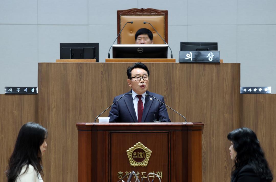 '제358회 임시회 제4차 본회의' 게시글의 사진(126) '0422_제4차 본회의 이철수 의원10.jpg'