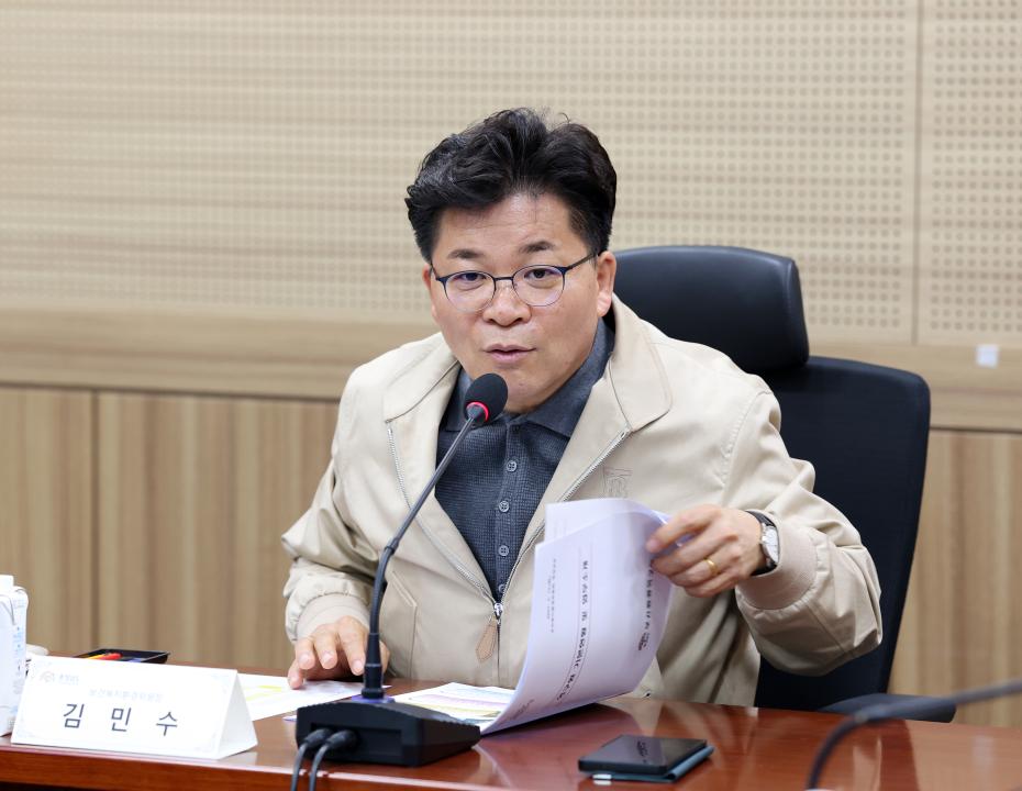 '제358회 임시회 보건복지환경위원회 현장방문' 게시글의 사진(17) '0415_보건환경연구원 현장방문18.jpg'