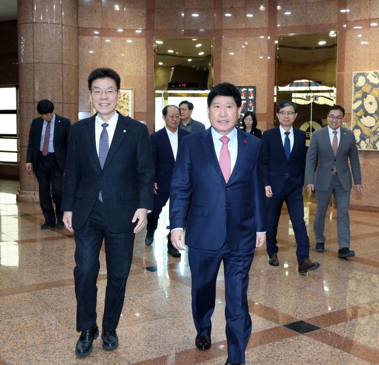 '충청남도의회 - 백석대학교 인성인재육성 업무협약식' 게시글의 사진(32) '0402_인성인재교육 업무협약식33.jpg'