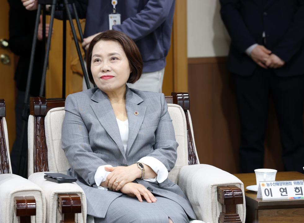 '충청남도의회 홍보대사 위촉식(배우 정준호)' 게시글의 사진(15) '0422_홍보대사(정준호) 위촉식38.jpg'