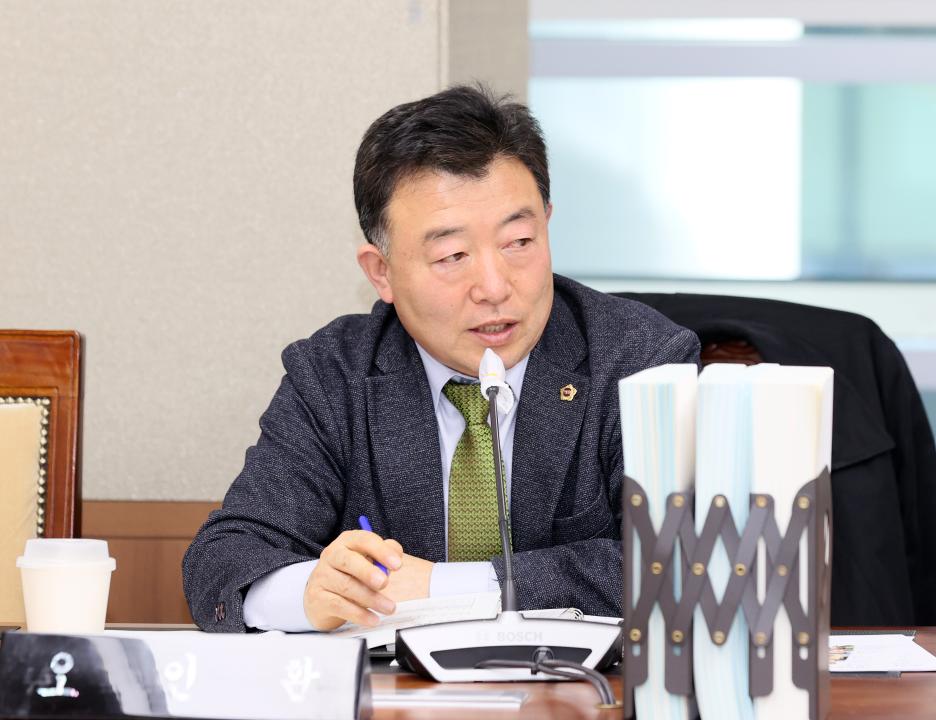 '제363회 임시회 제1차 농수산해양위원회' 게시글의 사진(27) 'A14I5000.JPG'