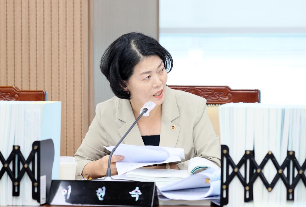 '제361회 임시회 제1차 예산결산특별위원회' 게시글의 사진(70) '250908_제361회 임시회 예결특위_75.JPG'