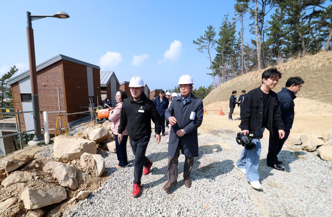 '제358회 임시회 보건복지환경위원회 현장방문' 게시글의 사진(135) '0415_원산도 자연휴양림 현장방문46.jpg'