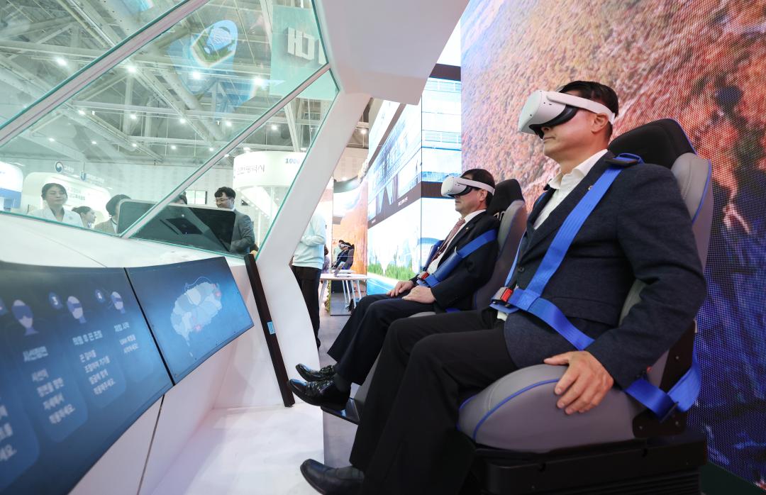 '(2023.11.01. 현장방문) 제3기 정책위원회 현장방문- 대한민국 지방시대 엑스포, 대전 구급교육센터' 게시글의 사진(4) '231101_정책위원회_현장방문(2023_대한민국_지방시대_엑스포,_대전_구급교육센터_(4).jpg'