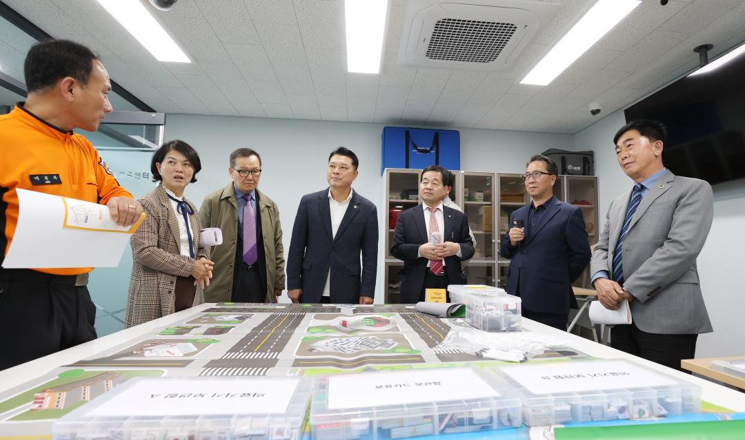 '(2023.11.01. 현장방문) 제3기 정책위원회 현장방문- 대한민국 지방시대 엑스포, 대전 구급교육센터' 게시글의 사진(28) '231101_정책위원회_현장방문(2023_대한민국_지방시대_엑스포,_대전_구급교육센터_(46).jpg'