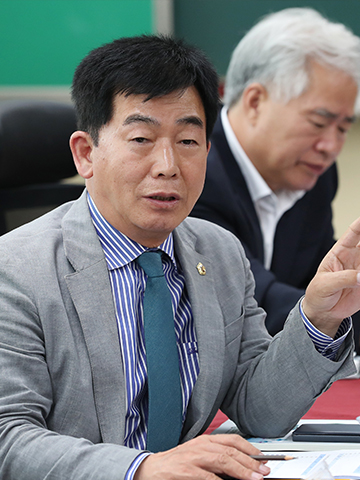 충청남도의회 의원 김석곤